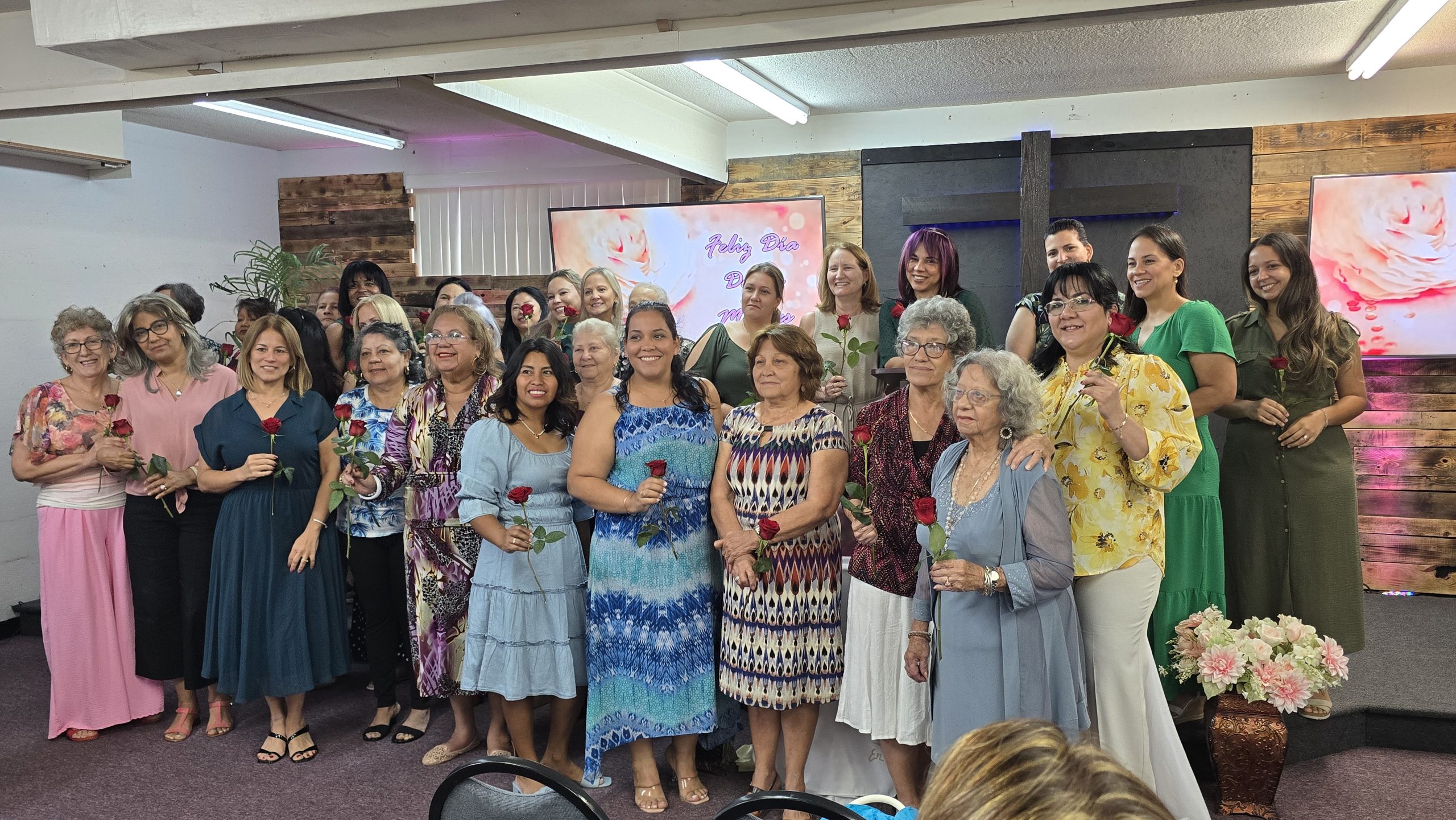 Damas de Iglesia Bautista Renacer