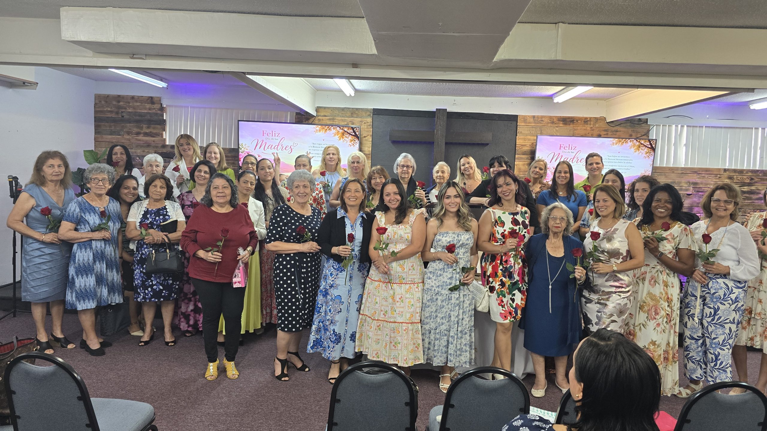 Ministerio de Damas Iglesia Bautista Renacer