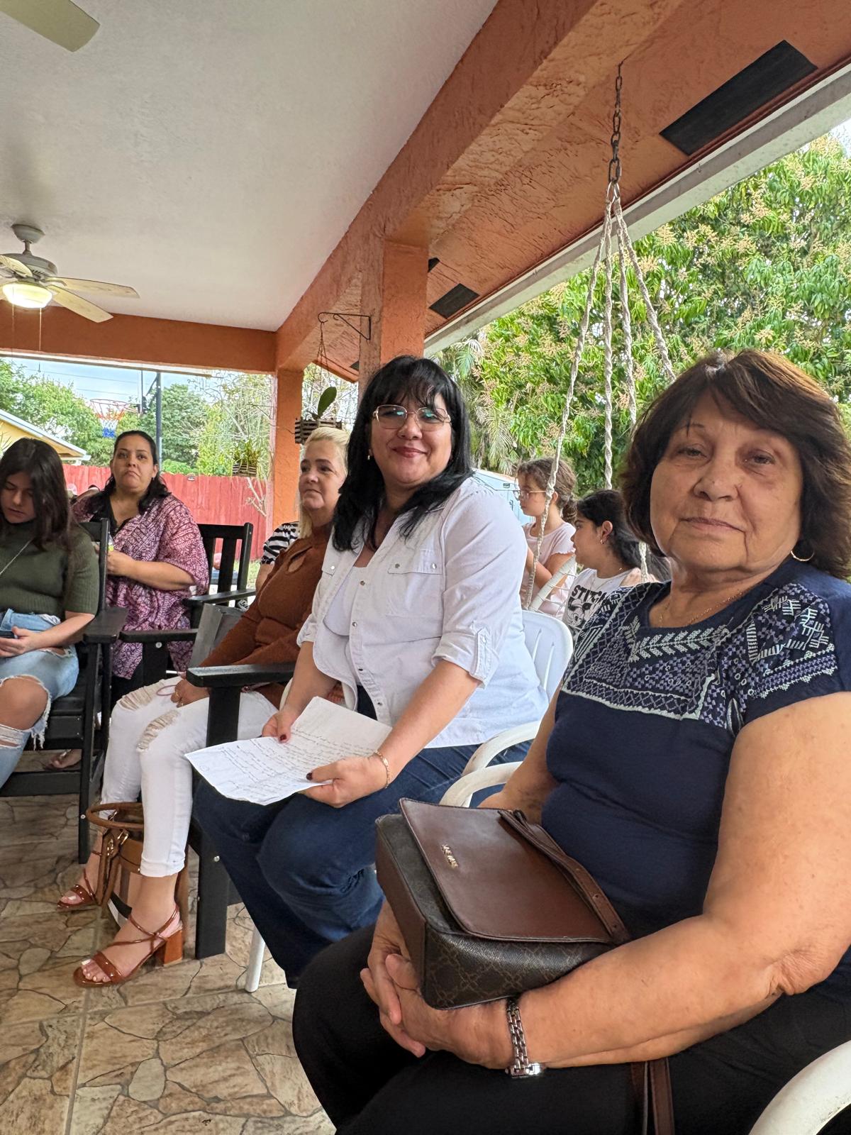 Ministerio de Damas de Renacer
